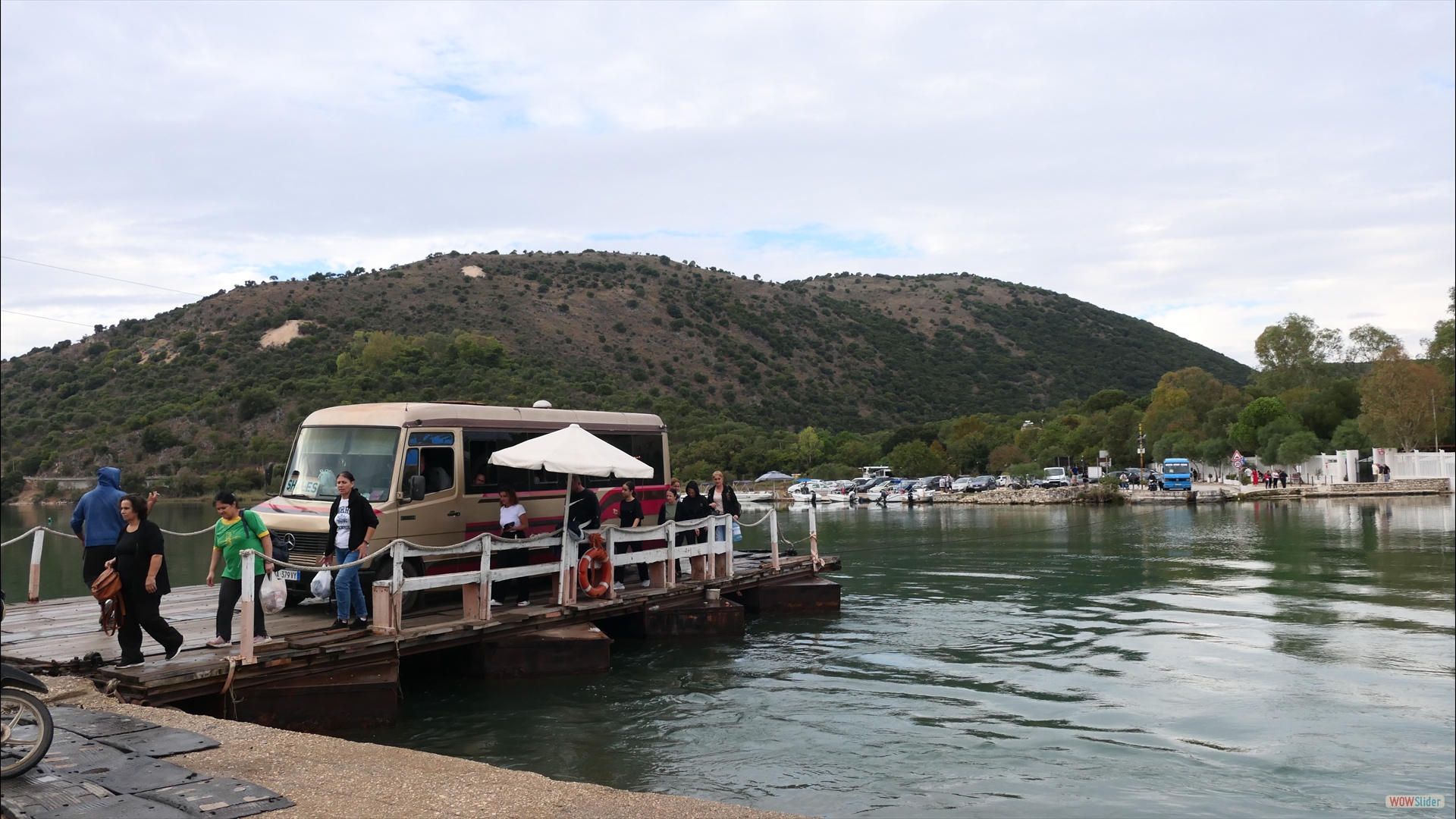 Fähre über den Vivar Kanal
