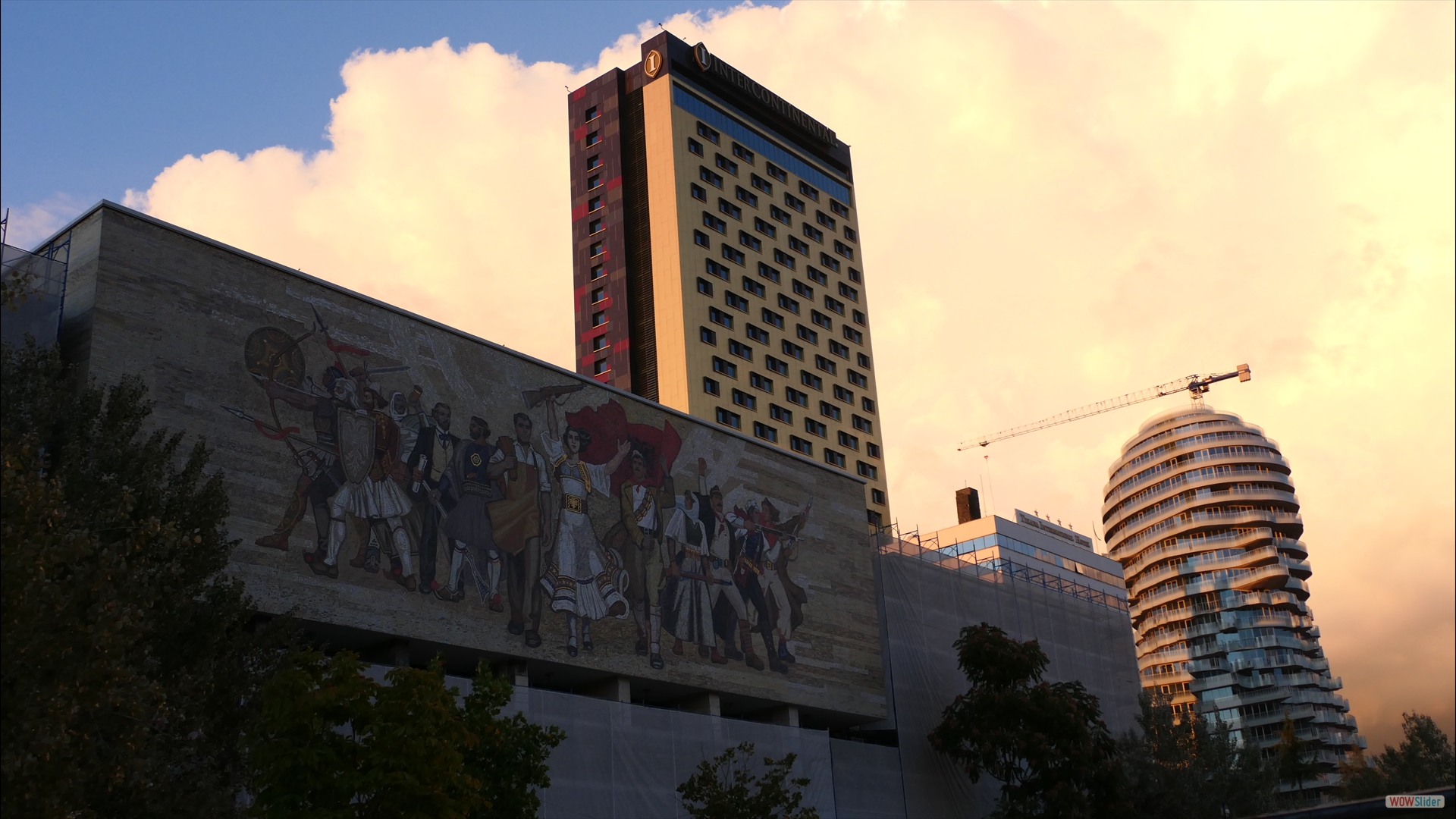 Skanderbeg Platz - Nationales Historisches Museum