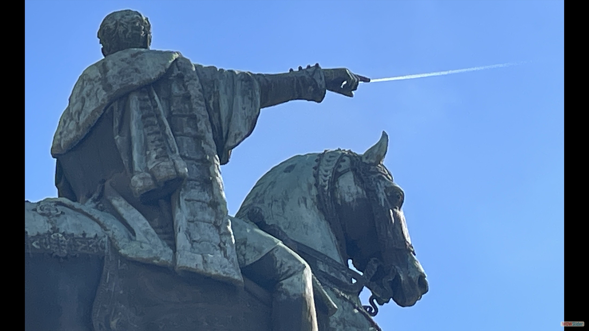 Prince Mihailo Monument