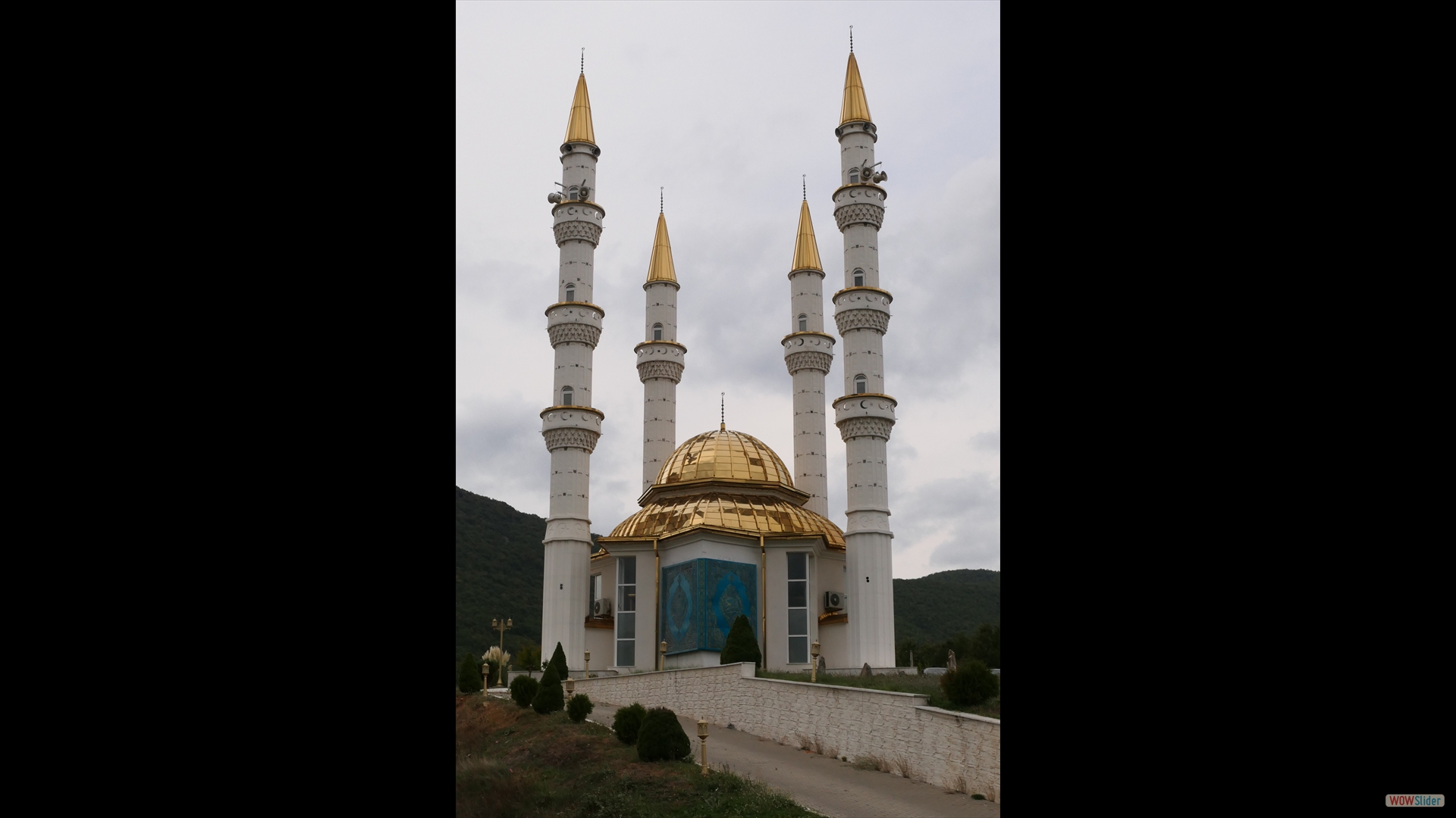 Nurli-Moschee in Plasnica-2001 erbaut