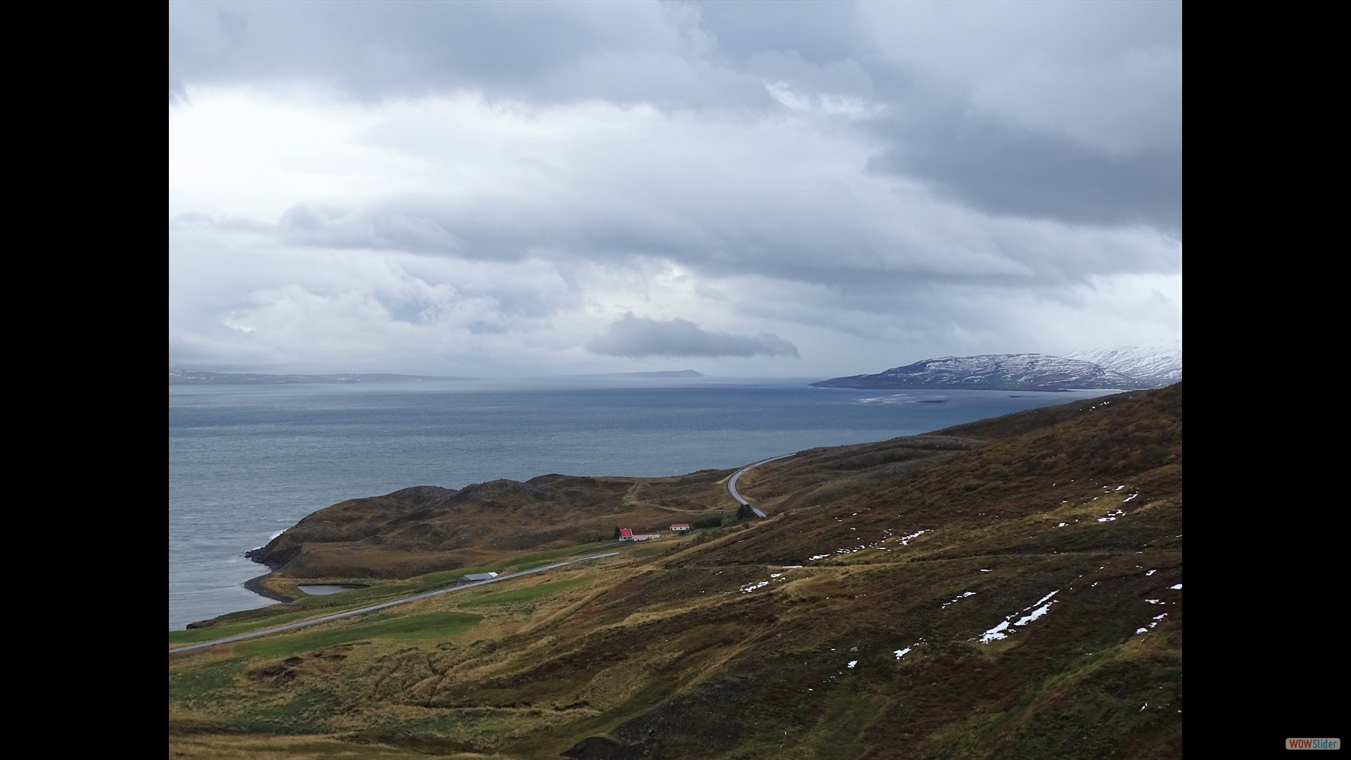  Fjord Eyjafjörður - weit ins Land hineinreichend