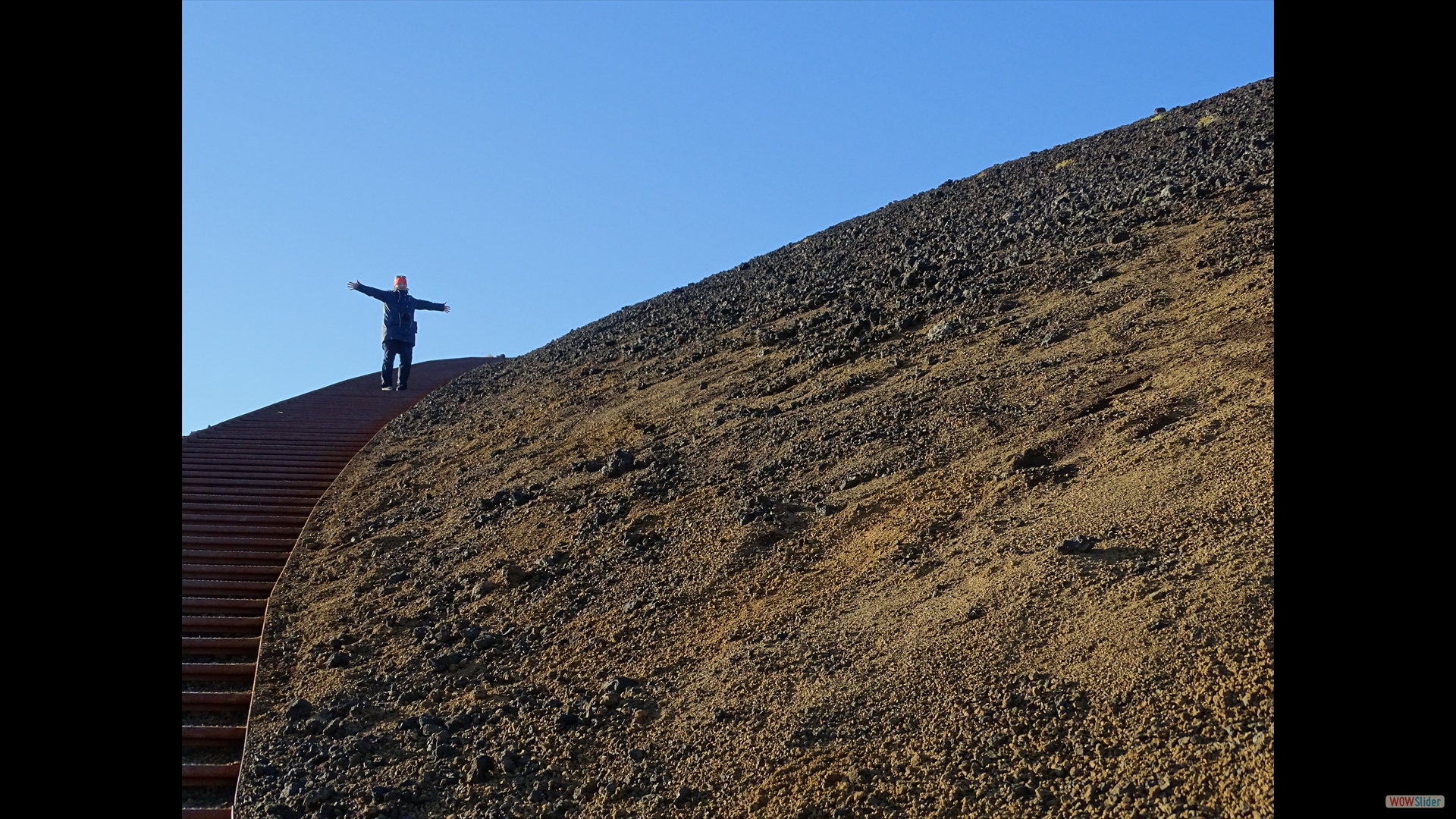 Saxhóll Crater