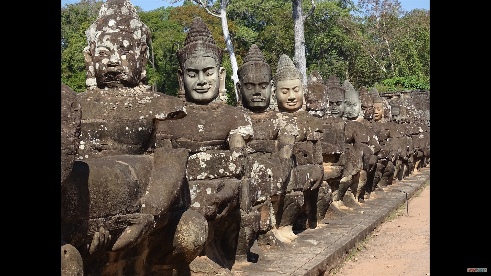 Krieger vor den Toren von Angkor Wat