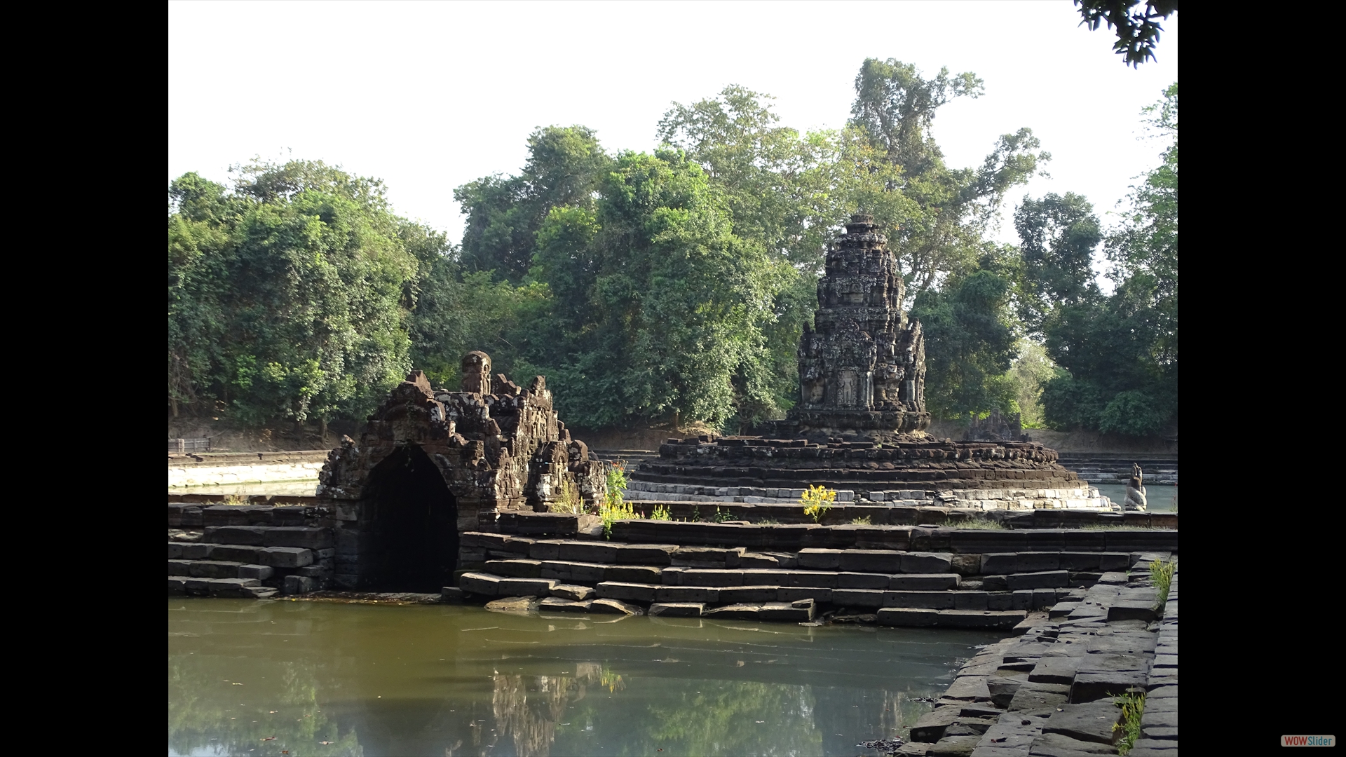 Neak Pean