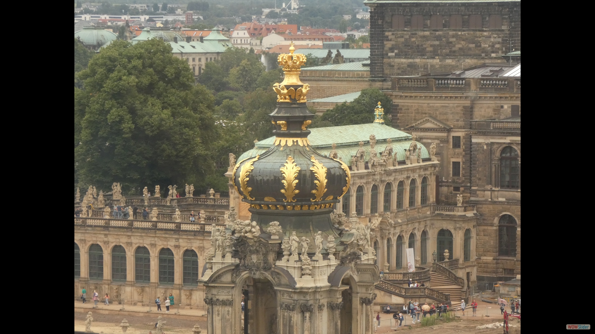 Zwinger_Kronentor
