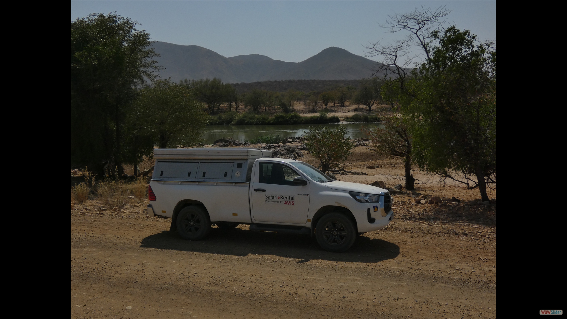 150 km am Kunene-River entlang - über Stock und Felsen...